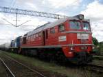 M62-295 und TEM2-114 mit einem Kesselzug am 23.07.2008 in Kutno.