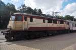 ŚWINOUJŚCIE (Wooiwodschaft Westpommern), 31.08.2010, EP07-1055 als Intercity nach Warschau bei der Ausfahrt aus dem Bahnhof Świnoujście

