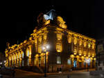 Der Bahnhof São Bento in Porto bei Nacht.