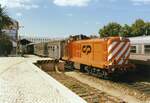 CP s�rie 1400 Lok 1464 mit Regionalzug im Banhof Lagos am 2.