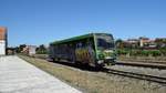 LRV2000 wenige Sekunden nach der Abfahrt aus Bahnhof Mirandela in Richtung Cachao am 07.06.2017.