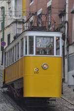 LISBOA (Distrikt Lisboa), 24.04.2014, Ascensor da Glória in der Talstation bei der Praça dos Restauradores