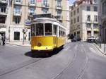 tram 545  am largo da maghelans strecke 28 CAMPO OURIQUE *  PRAZES in Lissabon 25 05 2005