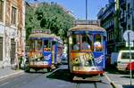 Lissabon Tw 265 und 732 begegnen sich am Largo do Conde Barao, 09.09.1991.