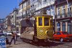 So sah 1990 der Alltag in Porto aus: Arbeiten in der Rua do Infanze Dom Henrique kurz vor der stadtnahen Endstelle  Infante , 14.09.1990.