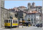 Da ich keine schwarzen Balken Gesichter mag, habe ich mich fr ein anderes Bild entschieden. Es zeigt das Porto Tram City Tour auf dem letzten Meter Geleise an der Praa Infante Dom Henrique mit der Kathedrale im Hintergrund.(14.05.2011)