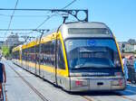 Metro do Porto Zug MP 047 überquert auf der Linie D die Ponte Dom Luis I.