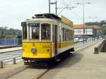 Ein Wagen vom Atlantik kommend - in der N�he des Zentrums von Porto, Mai 2003