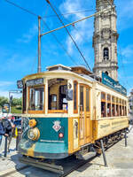 STCP Historische Straßenbahn Porto Linie 18 in der temporären Endstation Clerigos, 22.05.2025.