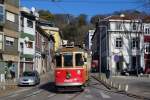 Bahnen in Portugal: Die drei verbliebenen Strassenbahnlinien 1, 18 und 22 von Porto werden mit historischen zweiachsigen Motorwagen betrieben.