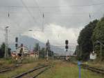 Ausfahrt aus Bahnhof Predeal in Richtung Brasov (Kronastadt).