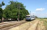 57 0377 hat am Nachmittag des 08.06.17 den Endbahnhof Nadlac kurz vor der ungarischen Grenze erreicht. Früher ging die Strecke mal weiter in das ungarische Apatfalva.