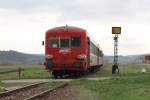 097-558-3 / 57-0358-2 der  Regiotrans (ex-SNCF X4568, Baujahr: 1966) mit Regionalzug R 14569 Odorheiu-Sighişoara auf Bahnhof Lutiţa am 9-4-2013.