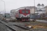 Triebzug 77-0932-2 am 13.02.2016 im Bahnhof Ramnicu Valcea.