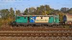 E-Lok 97-53-0-430151-1 der Vest Trans Rail mit Kesselwagezug am 22.10.2017 in Bahnhof Bucuresti Baneasa.