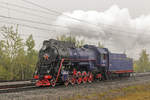 Die Dampflokomotive ЛB-0522 fährt auf dem Testring in Schtscherbinka am 5.