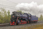 Die Dampflokomotive ЛB-0522 fährt auf dem Testring in Schtscherbinka am 5. September 2015