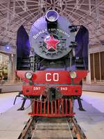Güterzug-Dampflok СО-17 2413, Baujahr 1948, im Russischen Eisenbahnmuseum in St. Petersburg, 4.11.2017 