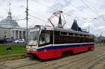 Russland: Straßenbahn / Tram Moskau: Ust-Katawer Waggonbaufabrik (UKWS) 71-619 (КТМ-19) der Straßenbahn Moskau, aufgenommen im Juli 2015 im Stadtgebiet von Moskau.