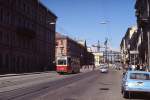 Als Linie 5 ist der Tw 4564 der Straßenbahn in Leningrad (wie St.