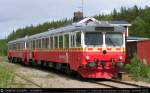 Auf dem nrdlichen Streckenabschnitt der Inlandsbahn zwischen Gllivare und stersund. Kaffee-Halt in Kitajaur. Y1 1314 und 1348 der Inlandsbanan AB (IBAB)im Sommer 2005