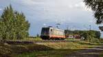 Hector Rail 241.008  Galore  (91 74 6241 008-0 S-HCTOR) in Richtung Bremen (bei Lembruch, 31.08.2026).