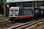 241.002 zog einen ganzzug am 06.06.14 durch hh-harburg