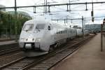 Ausfahrender X2 2502 der SJ am 20.7.2008 in Gteborg.