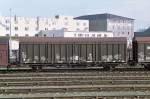 Ein Hbis mit Nummer 74 225 1 680-7 fotografiert in Trondheim (Norwegen) am 22-04-1993.