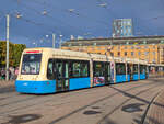 Stra�enbahn G�teborg Zug 431 auf der Linie 12 nach M�lndal am Drottningtorget, 02.10.2026.