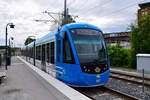 Lidingöbanan Straßenbahn CAF Urbos AXL #557 der Linie 21 am 06.06.2018, Larsberg, Stockholm.