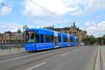 Bombardier Flexity Classic A34 #6 der Linie 7, Djurgårdsbron, Stockholm am 12.05.2013