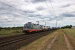 Hectorrail Siemens Taurus 242.502 ZURG (182 502-5) mit Containerzug in Klein Gerau am 07.06.20