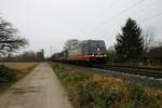 Hectorrail Bombardier Traxx 241.009 am 14.01.24 in Maintal Ost mit Schiebewandwagen 