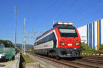 Infrastruktur Fahrzeug XTmass 85 9 160 001-5 fährt Richtung Bahnhof Lausen.