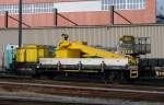 SBB Selbstfahrender Dienstwagen XTms 40 85 958 8 830-1 im Gterbahnhof von Biel/Bienne am 05.11.2006