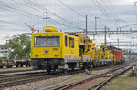 Gleisunterhalts Fahrzeug 40 85 95 88 003-5 durchfährt den Bahnhof Pratteln. Die Aufnahme stammt vom 16.09.2016.