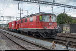 Re 4/4 II 11141 mit Gerätewagen des neuen LRZ für Genève am 24. August 2018 abgestellt in Ostermundigen.
