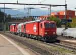 SBB - Lsch und Rettungszug XTmas 99 95 917 4 006-8 bei der einfahrt im Bahnhof von Bellinzona am 18.09.2012