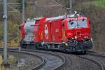 Lösch-und Rettungszug Uri,bestehend aus Xans 9985 9375 011-5 und Xtmas 9985 9177 011-5 kommen aus Arth-Goldau nach Erstfeld.Bild Art-Goldau 2.12.2014