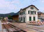 Alter Bahnhof Bäretswil, Kanton Zürich, 1901 erbaut, 2007 renoviert, erstrahlt in alter Frische am 17. Juli 2013