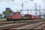 Gemischter Gz mit Re 4/4 III 11360 (430 360-8) SBB durchfährt den Bahnhof Pratteln (CH) in westlicher Richtung.