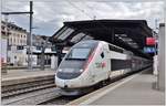 TGV Lyria 30218 Rame 4401 nach Paris gare de Lyon verlässt Zürich HB.