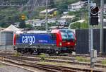 SBB Siemens Vectron 193 070-0 am 08.07.26 in Brig Bhf vom Bahnsteig aus fotografiert 