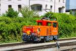RhB Rangierlok Stadler Geaf2/2 20602 am 05.07.26 in Chur beim Rangieren vom Bahnsteig aus fotografiert 