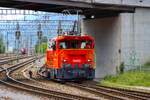 RhB Rangierlok Stadler Geaf2/2 20602 am 06.07.26 in Chur beim Rangieren vom Bahnsteig aus fotografiert 