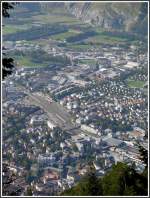 Dass man auch auf einer Pilztour Bahnbilder machen kann, zeigen die nchsten drei Bilder, aufgenommen vom Ochsenboden auf den Bahnhof Chur tief unten im Tal. (15.10.2011)