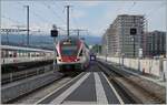 Der SBB RABe 511 113 auf dem Weg als RE von Annemasse nach Vevey erreicht Lancy Pont Rouge.