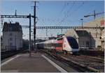 Das künftige Erscheinungsbild von Lyria: Als TGV Lyria Zugspaar 9773/9778 von Paris nach Lausanne (via Genève) und Zurück unterwegs, verlässt der TGV 4720 mit den Triebköpfen 310039 und 40 Lausanne in Richtung Paris. Künftig sollen alle TGV Lyria in dieser Farbgebung und als Dulex unterwegs sein. 
28. Feb. 2019