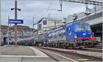 Die WRS Re 475 902 (91 85 4475 902-3 CH-WRS) wartet in Lausanne mit einem Oel-Zug auf die Weiterfahrt in Richtung Wallis.